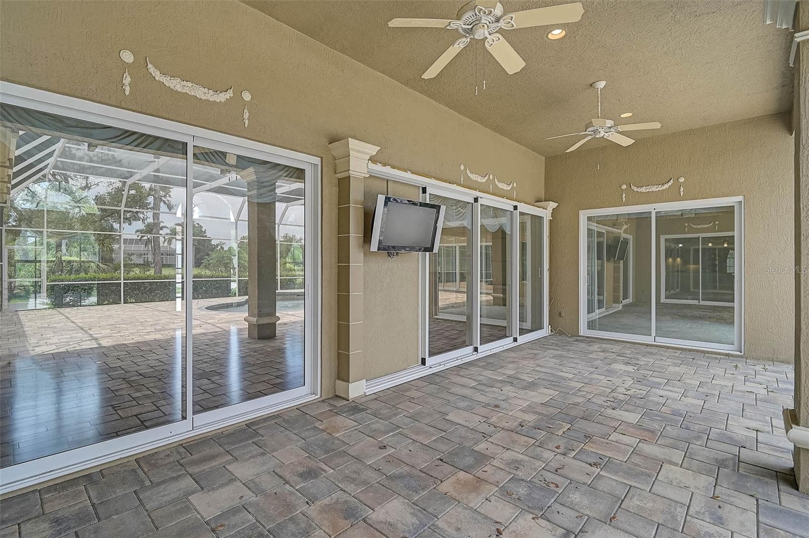 Single Family Residence at 852 MACEWEN DR, OSPREY, photo 39 of 73