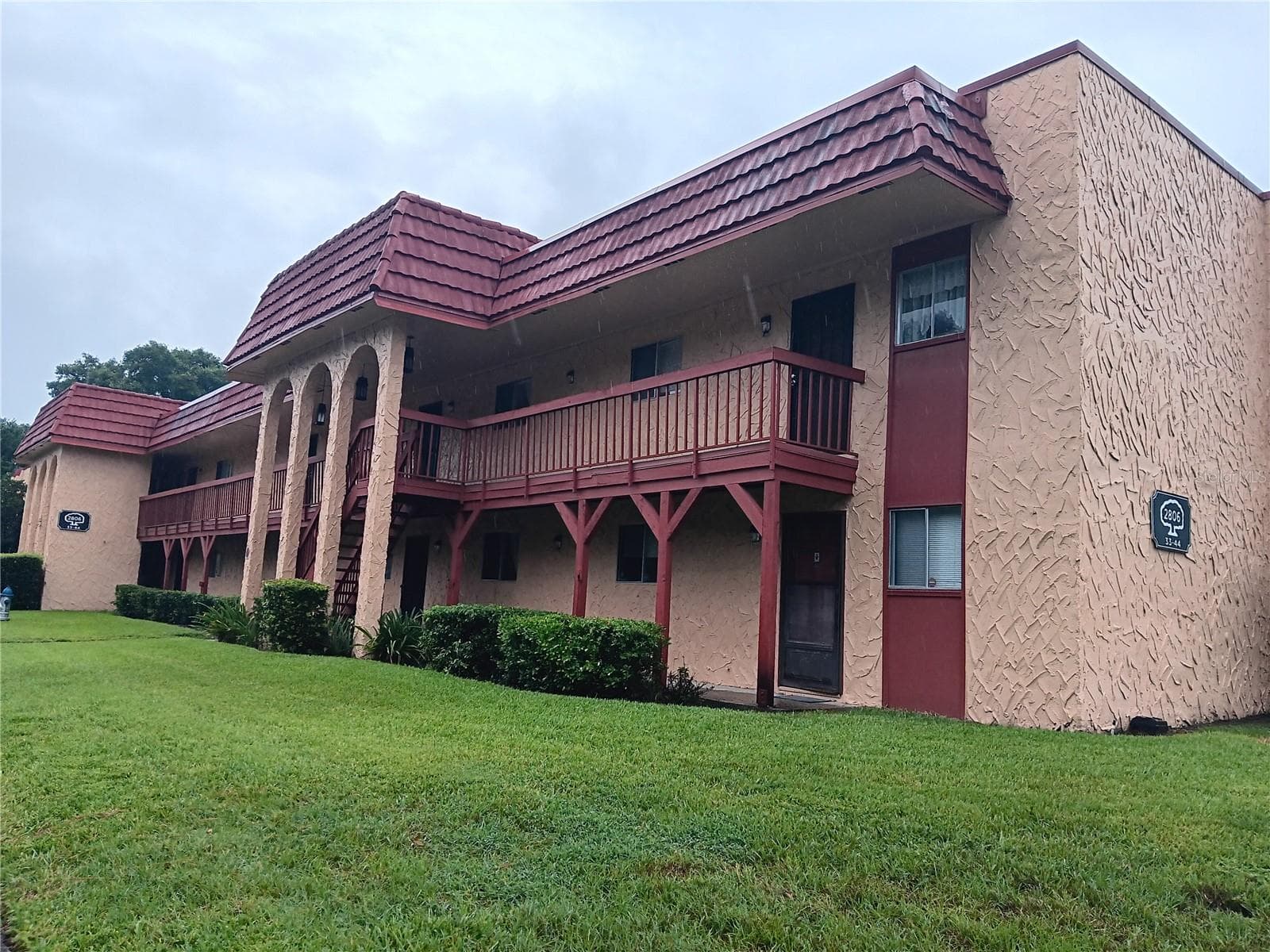 2806 N POWERS DR #8