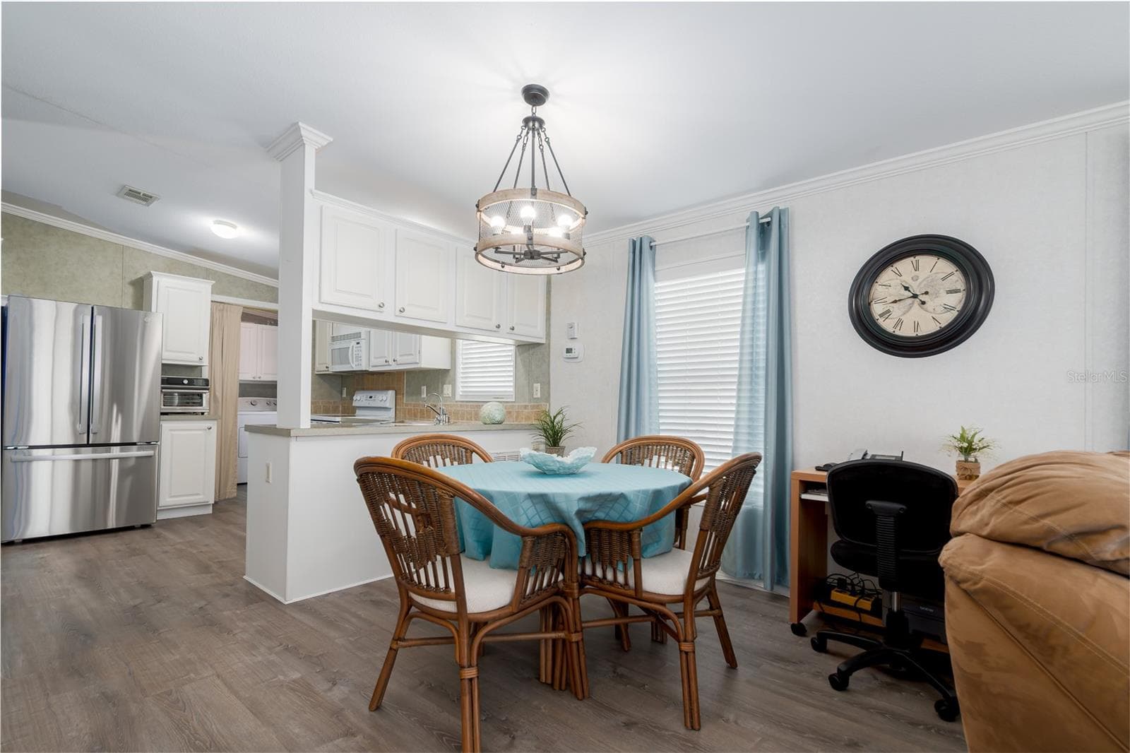 Manufactured Home at 3309 BERNADETTE DR, ELLENTON, photo 5 of 16