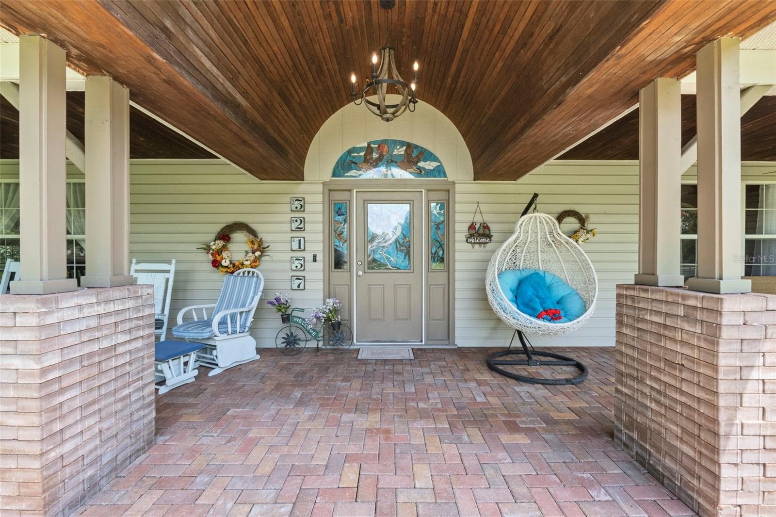 Single Family Residence at 32137 WOLF BRANCH LN, SORRENTO, photo 6 of 85