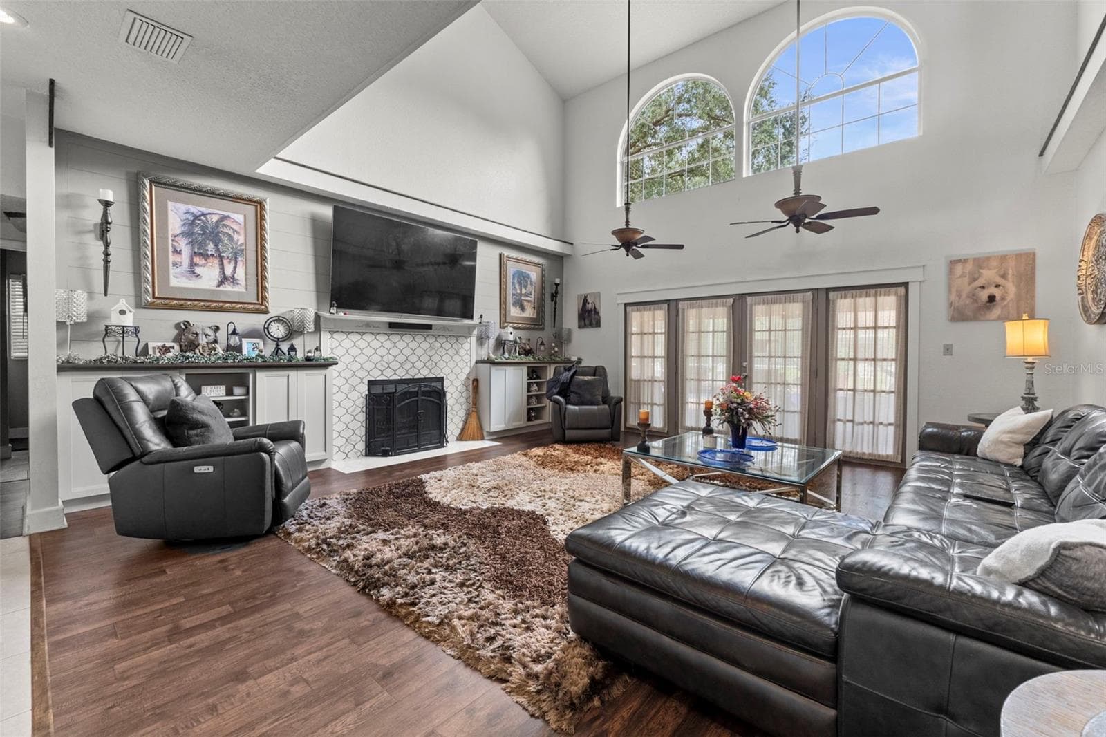 Single Family Residence at 32137 WOLF BRANCH LN, SORRENTO, photo 9 of 85