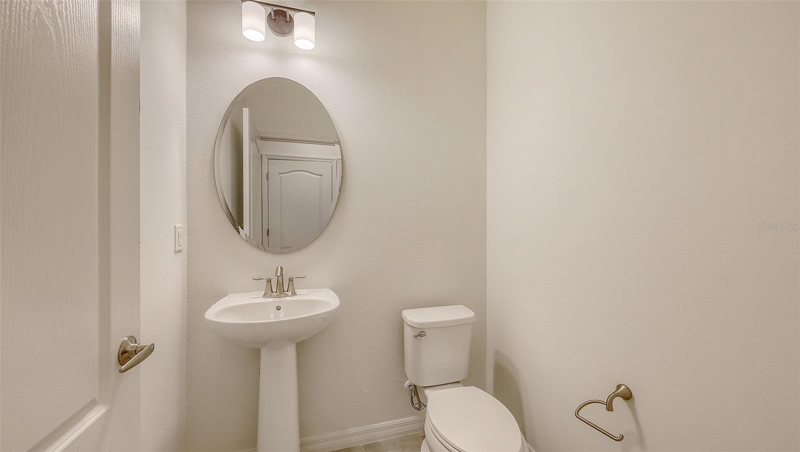 Townhouse at 2360 WASHINGTON PALM CT, BRADENTON, photo 22 of 41