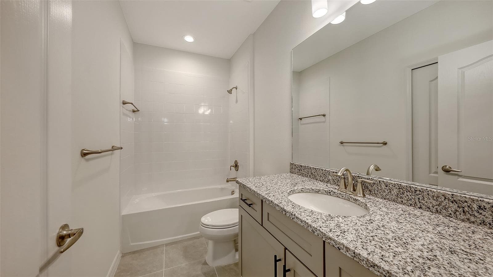 Townhouse at 2360 WASHINGTON PALM CT, BRADENTON, photo 41 of 41