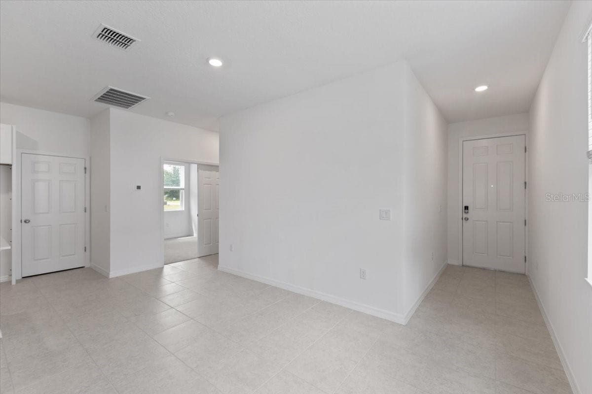 Single Family Residence at 1194 ATLANTIC AVE, FRUITLAND PARK, photo 6 of 15