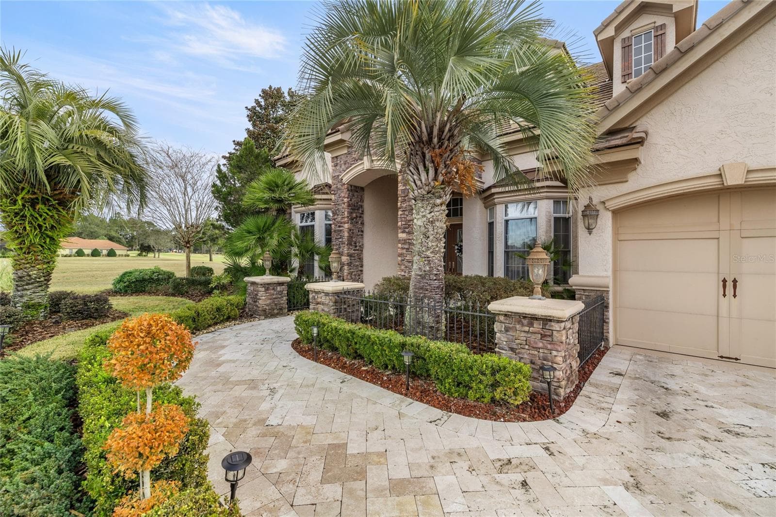 Front entrance of home - 6861 SW 179TH AVENUE RD, DUNNELLON