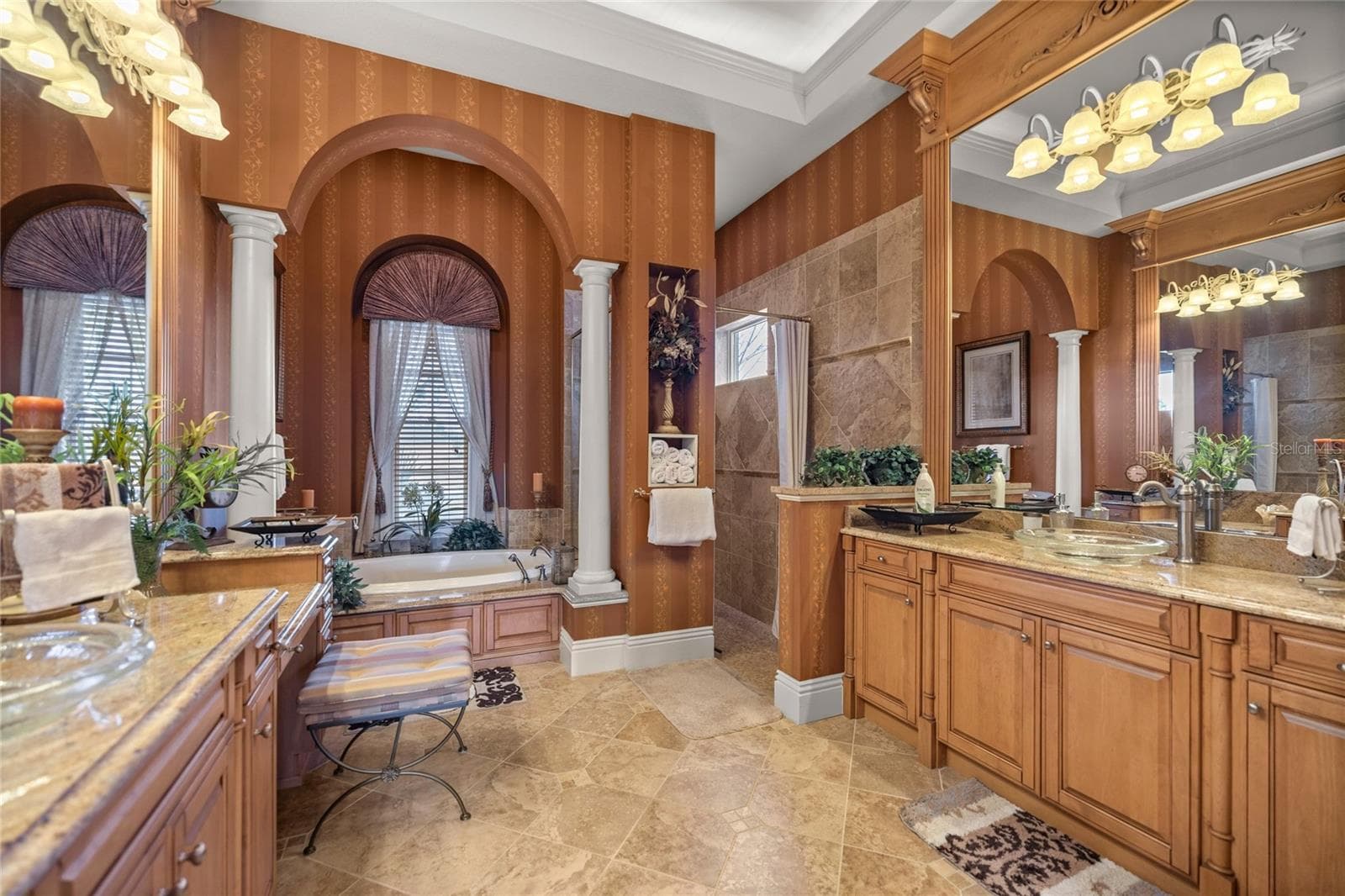 Primary bathroom - 6861 SW 179TH AVENUE RD, DUNNELLON
