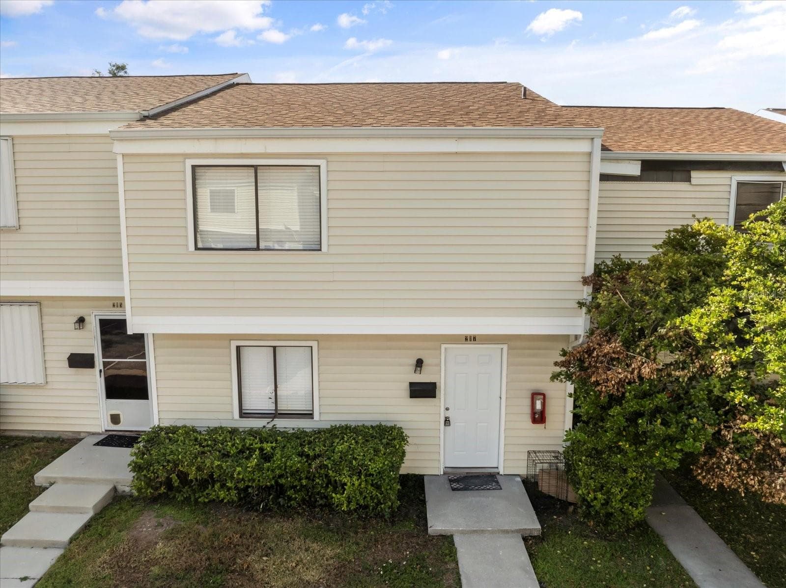 217 DEBORA CT