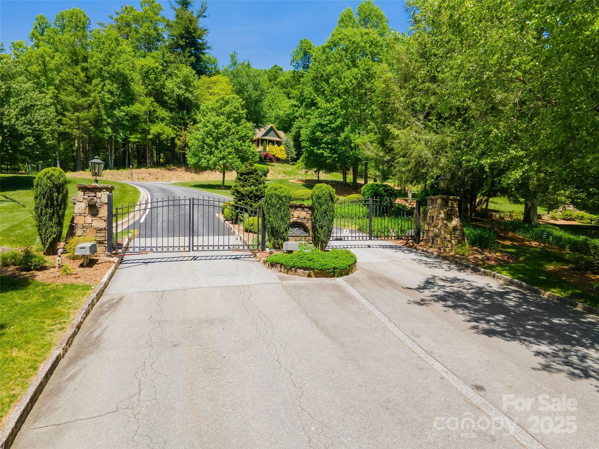 Lot at Hendersonville, photo 5 of 16