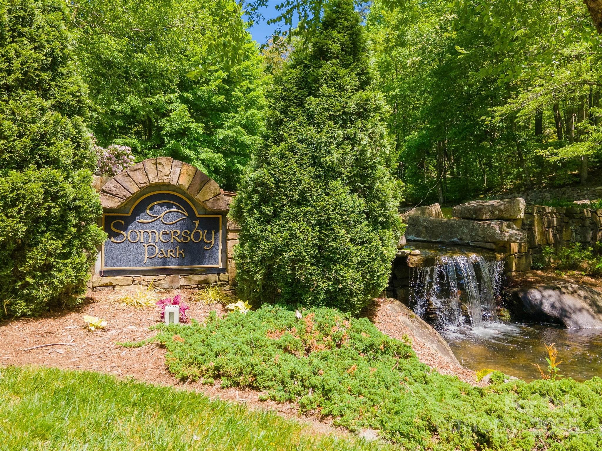 Lot at Hendersonville, photo 8 of 16