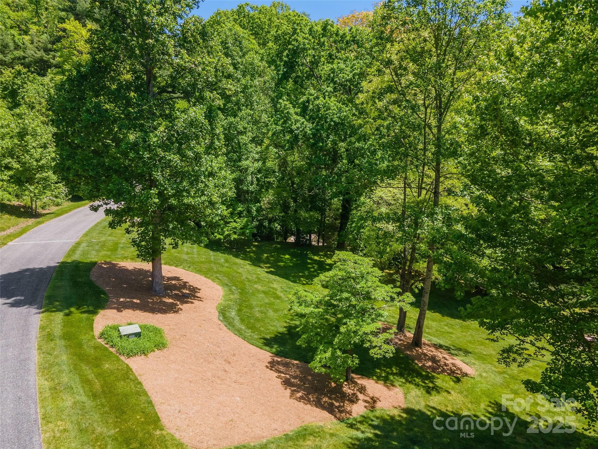 Lot at Hendersonville, photo 16 of 16