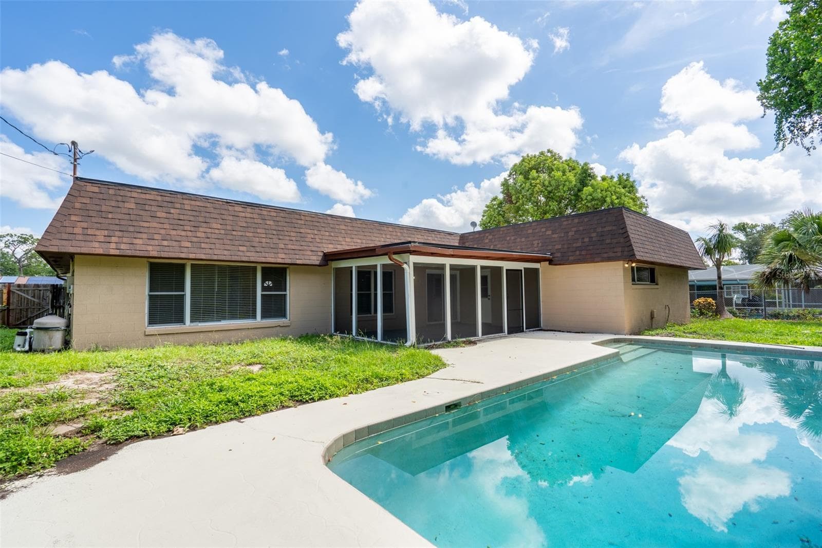 Back Exterior - 806 HIGHLAND DR, ALTAMONTE SPRINGS