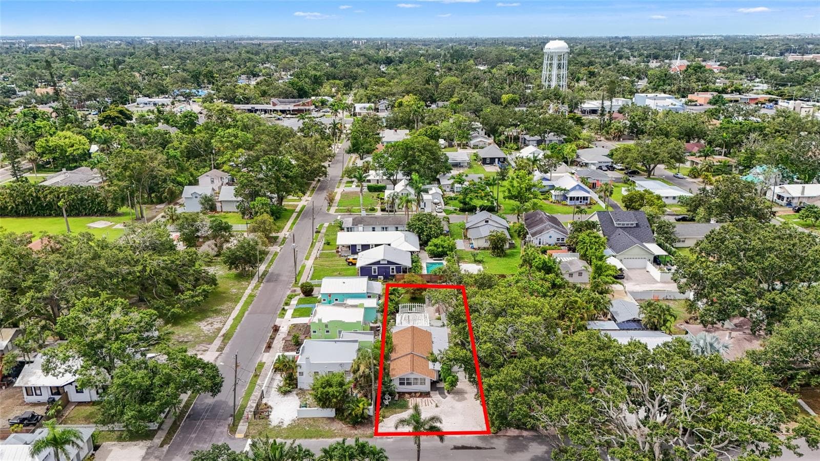 Single Family Residence at 2705 2ND AVE W, BRADENTON, photo 2 of 77