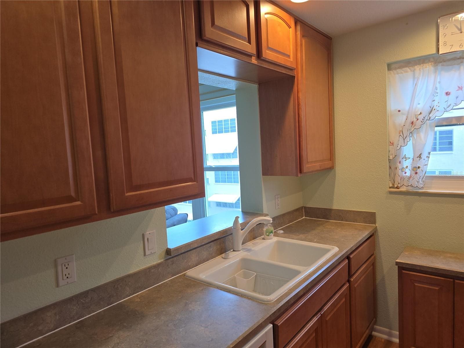 KITCHEN - 5603 80TH ST N #410, ST PETERSBURG