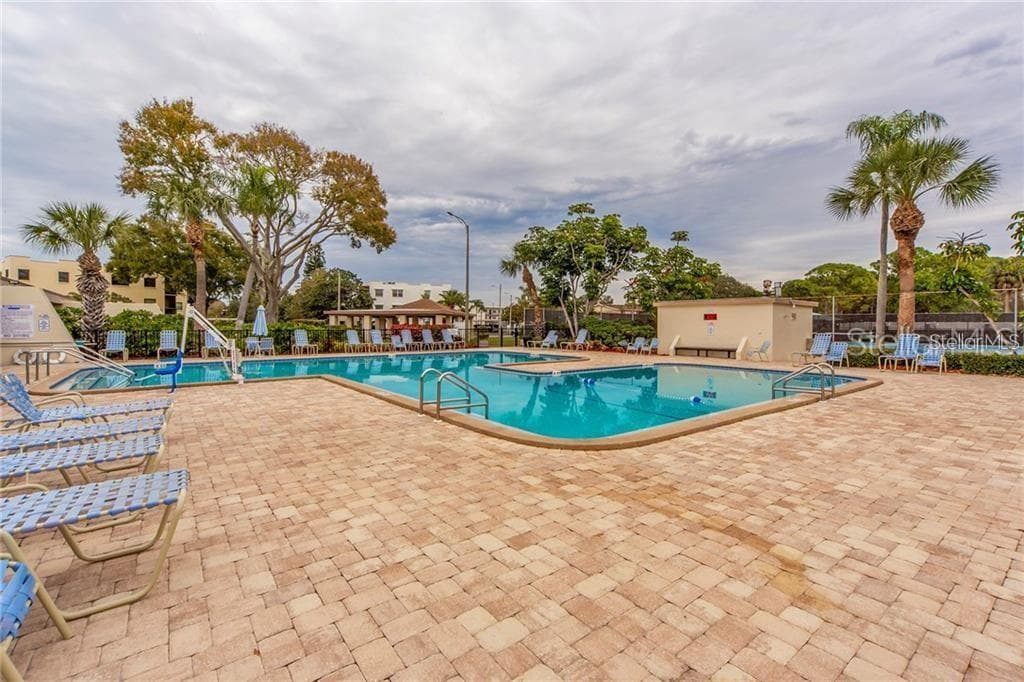 Condominium at 5603 80TH ST N #410, ST PETERSBURG, photo 47 of 57