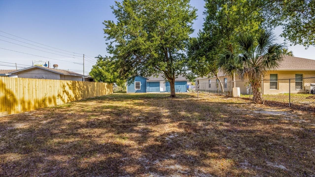 Single Family Residence at 7508 CAROLYN AVE, ORLANDO, photo 19 of 26