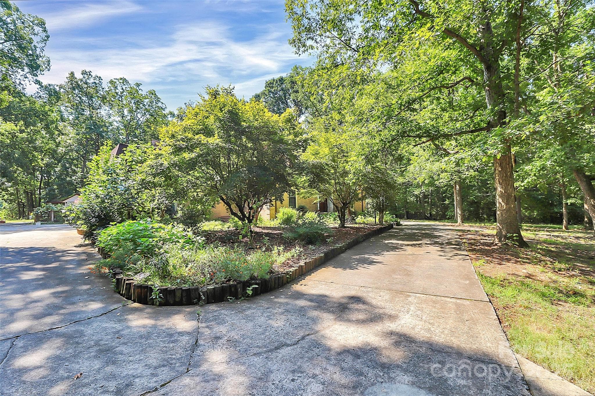 Single Family Residence at Matthews, photo 9 of 46