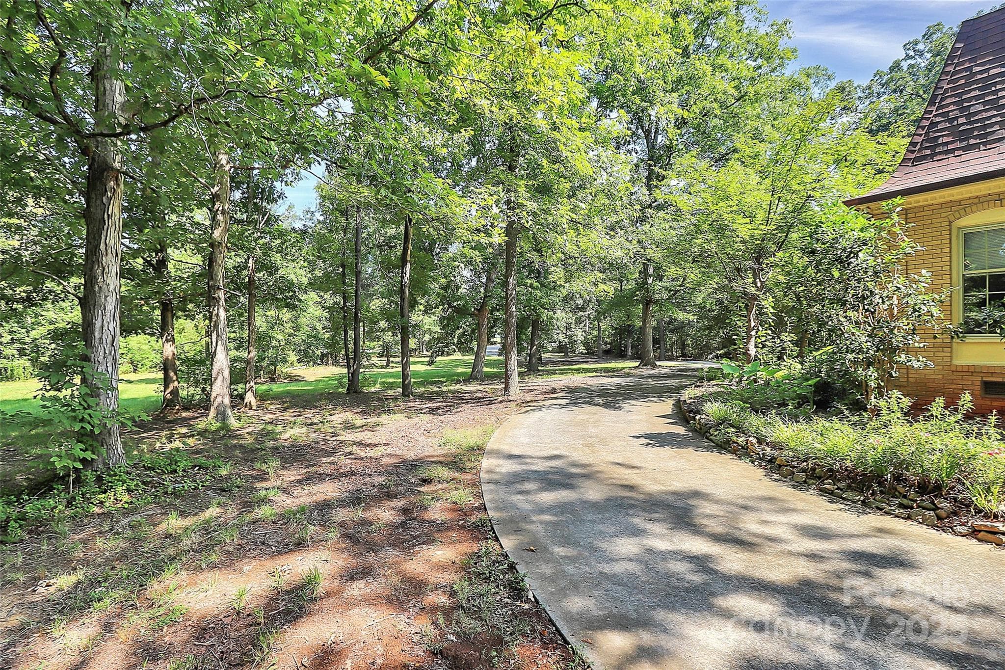 Single Family Residence at Matthews, photo 12 of 46