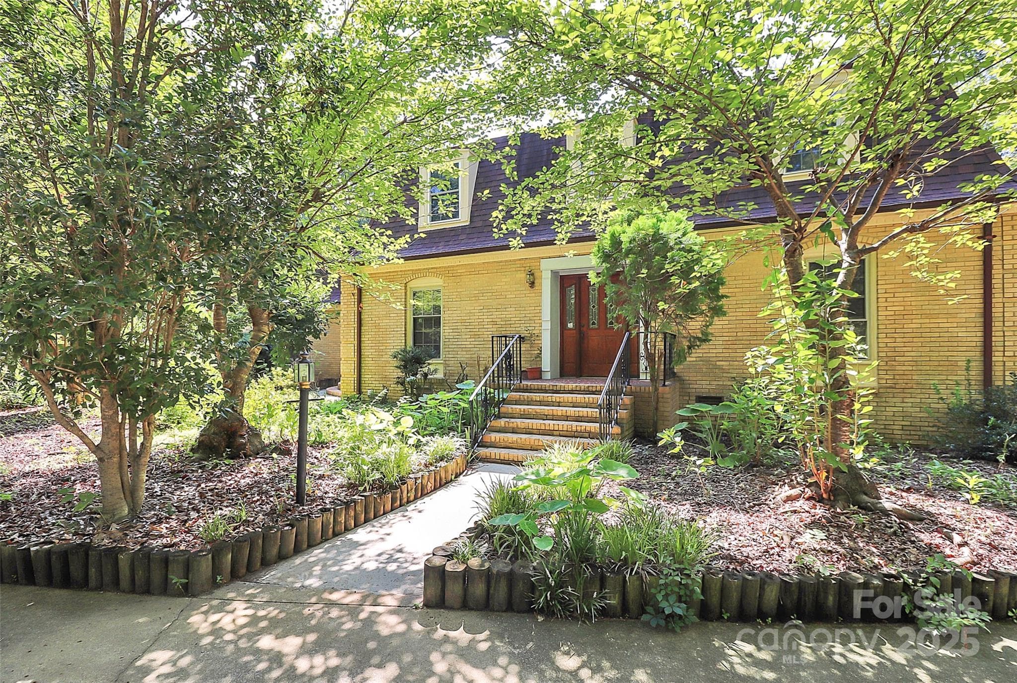 Single Family Residence at Matthews, photo 11 of 46
