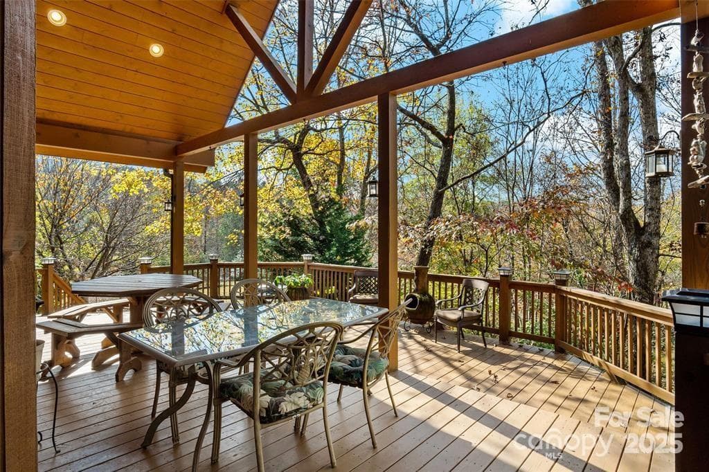 Front Covered Porch - 163 Gypsy Mountain Road, Marion