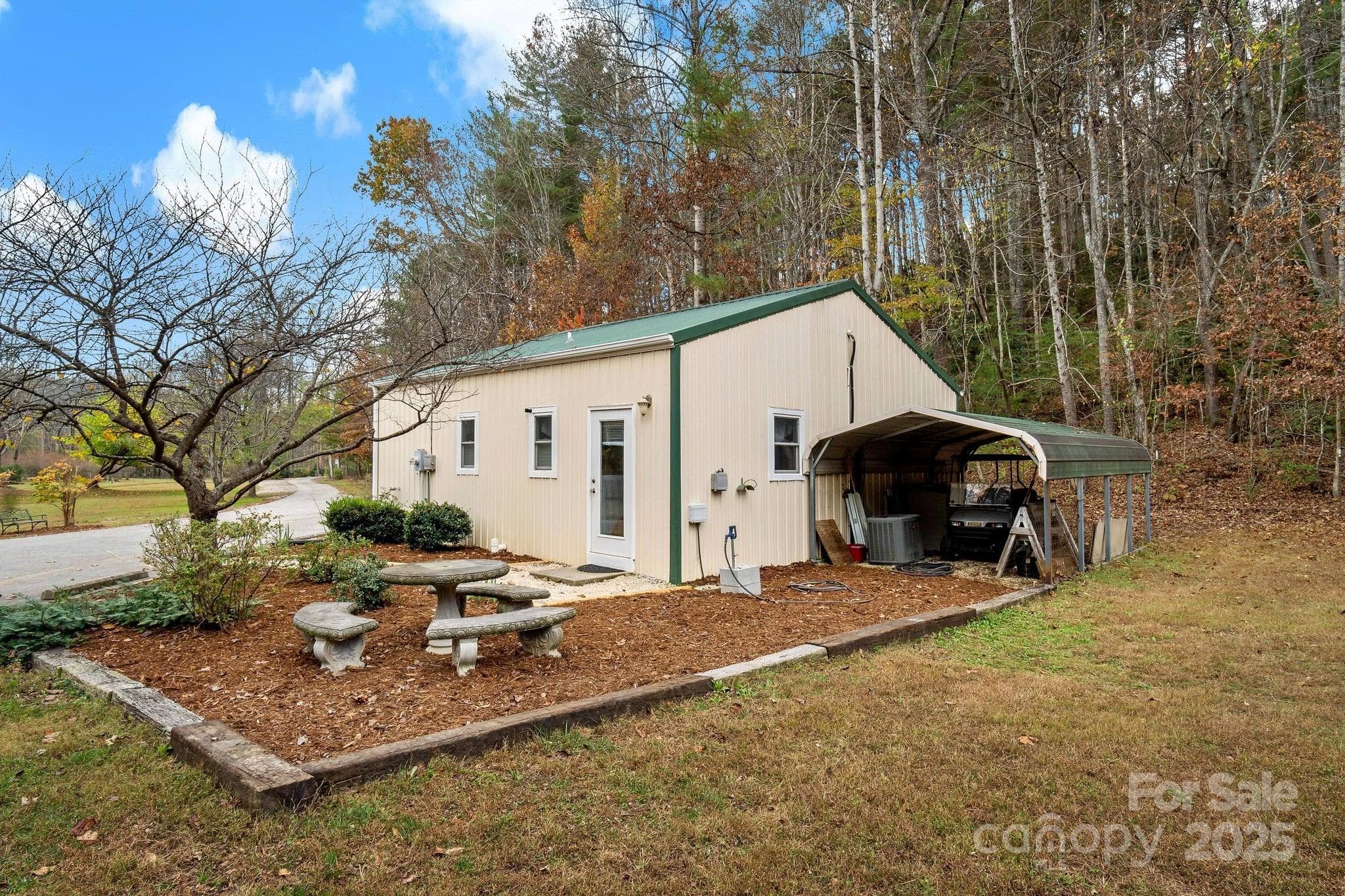 Office Building - 163 Gypsy Mountain Road, Marion