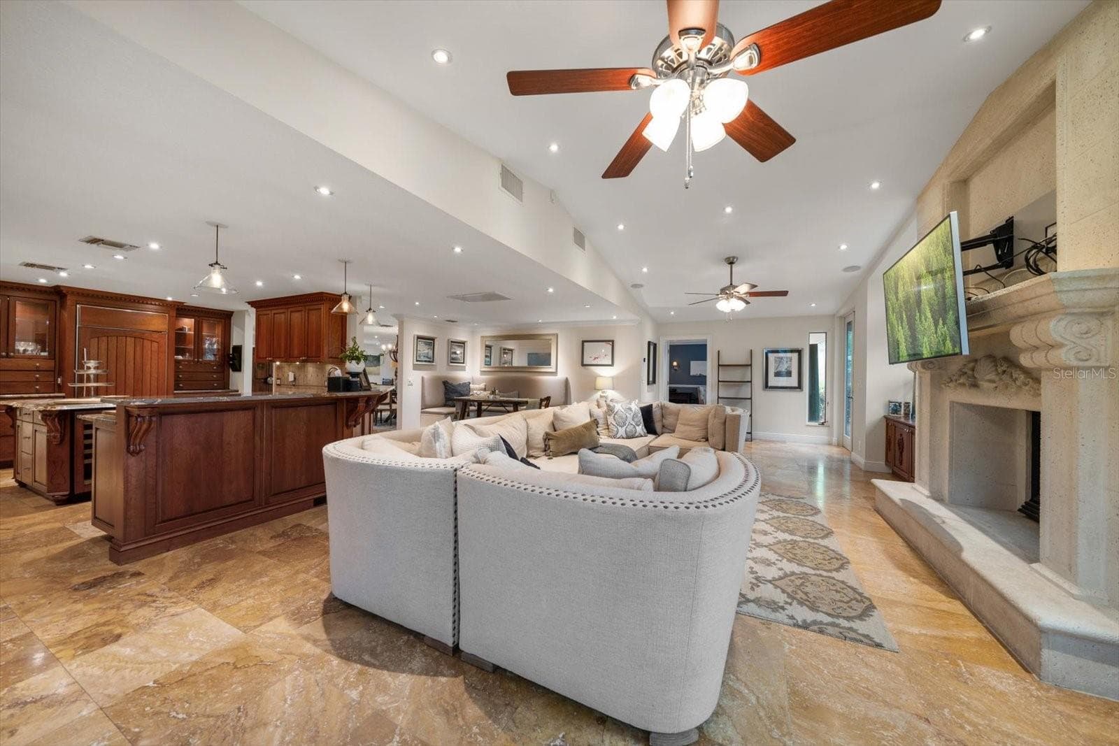 Single Family Residence at 7 ROSERY LN, BELLEAIR, photo 22 of 57
