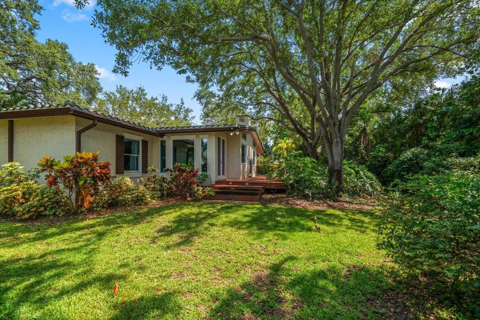 Single Family Residence at 7 ROSERY LN, BELLEAIR, photo 55 of 57