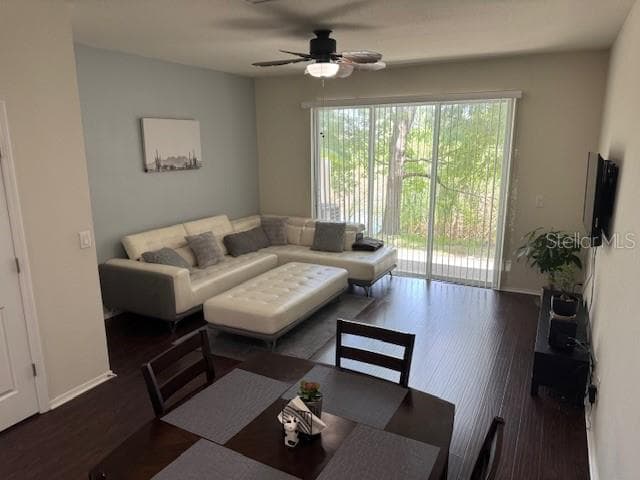 Townhouse at 8723 TURNSTONE HAVEN PL, TAMPA, photo 8 of 25
