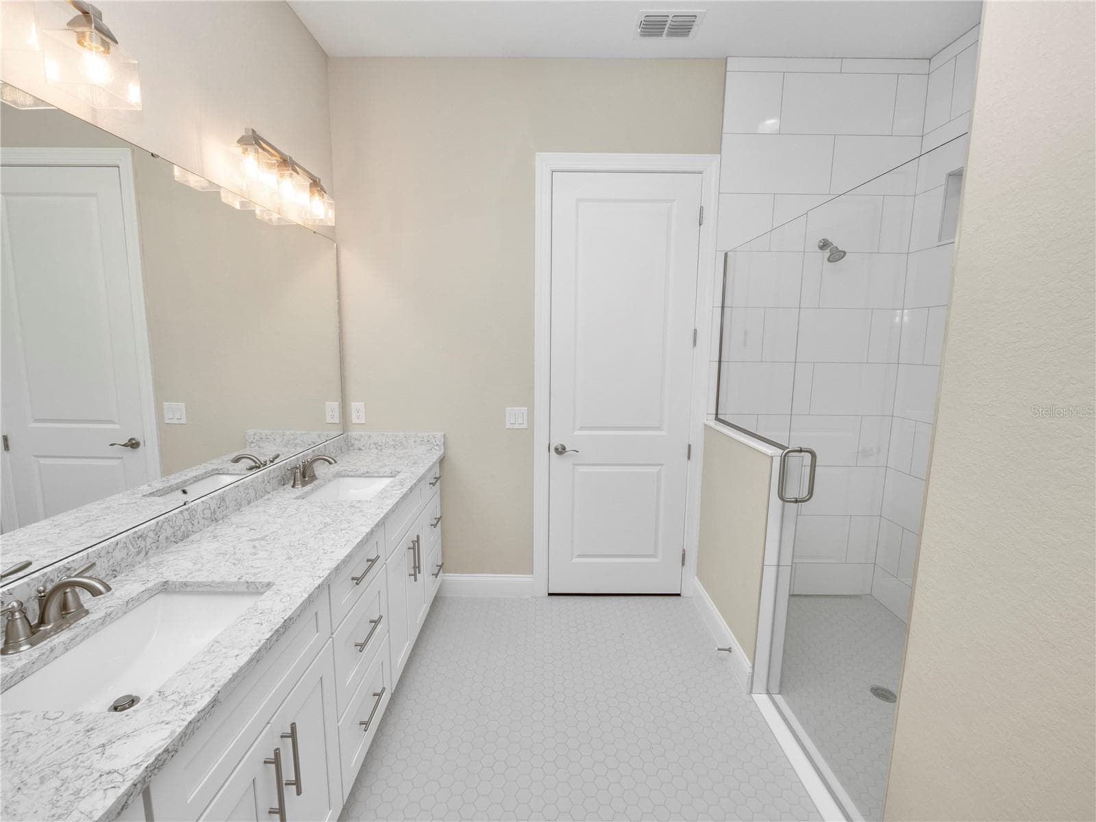 Primary bathroom - 715 TEABERRY TRL, POLK CITY