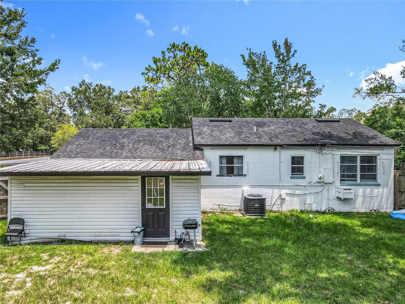 Single Family Residence at 2542 S PALMETTO AVE, SANFORD, photo 12 of 17
