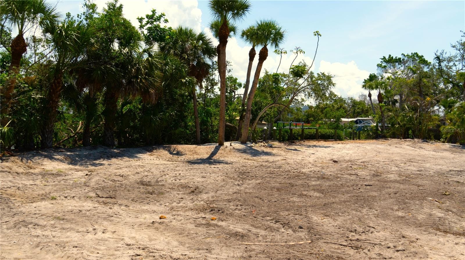 South facing - 7233 MIDNIGHT PASS RD, SARASOTA
