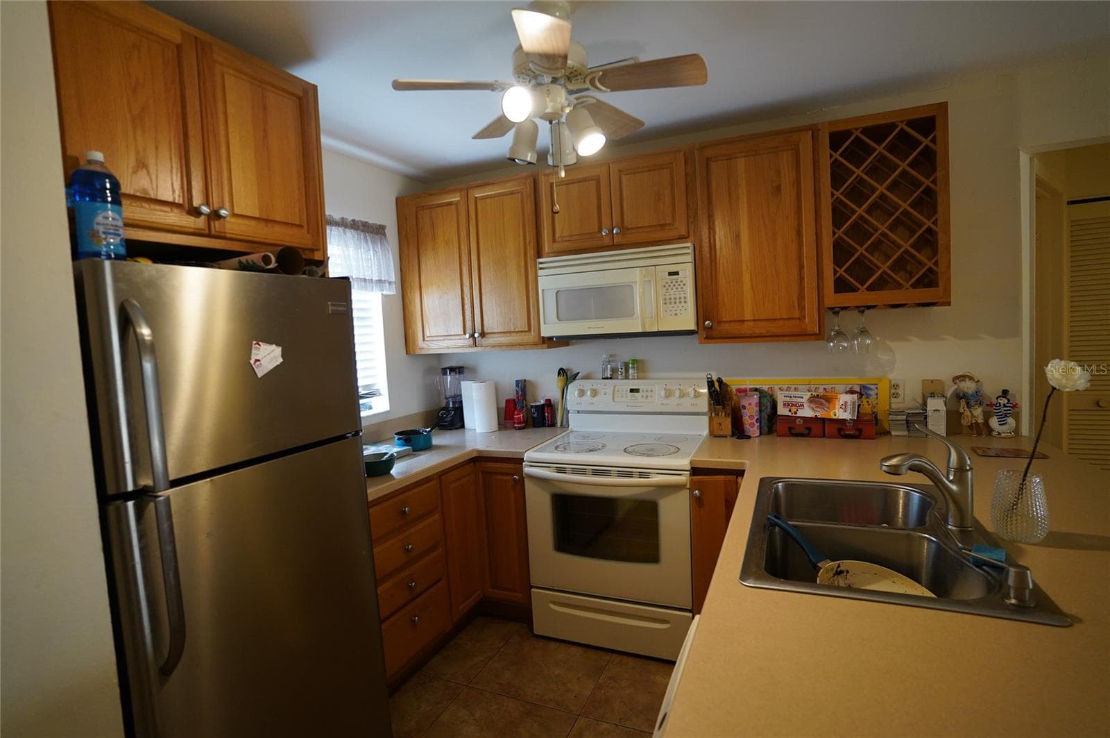 Condominium at 26485 RAMPART BLVD #D21, PUNTA GORDA, photo 3 of 33