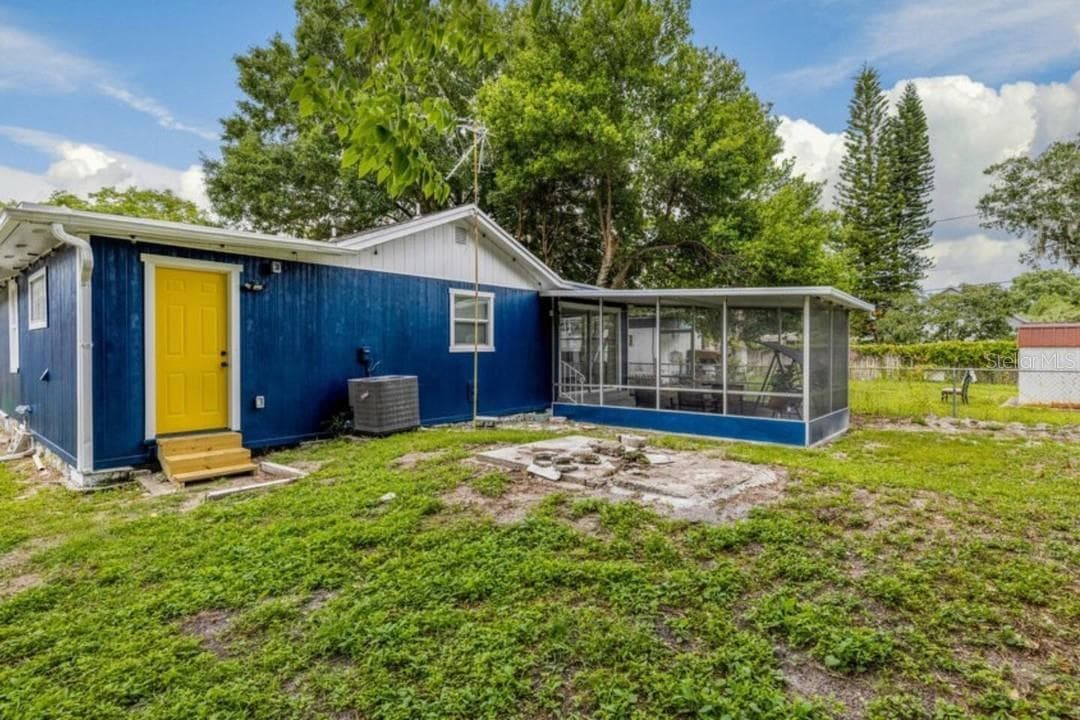Single Family Residence at 7524 MARIETTA ST, ORLANDO, photo 24 of 33