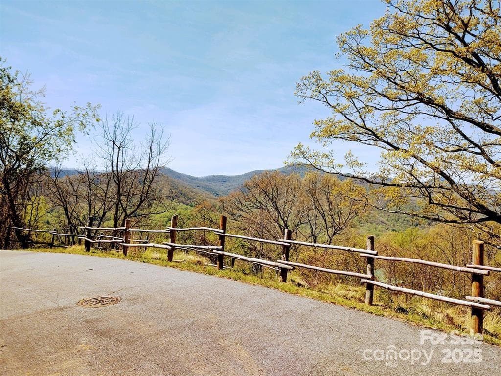 southern View off Holiday Drive - Waynesville