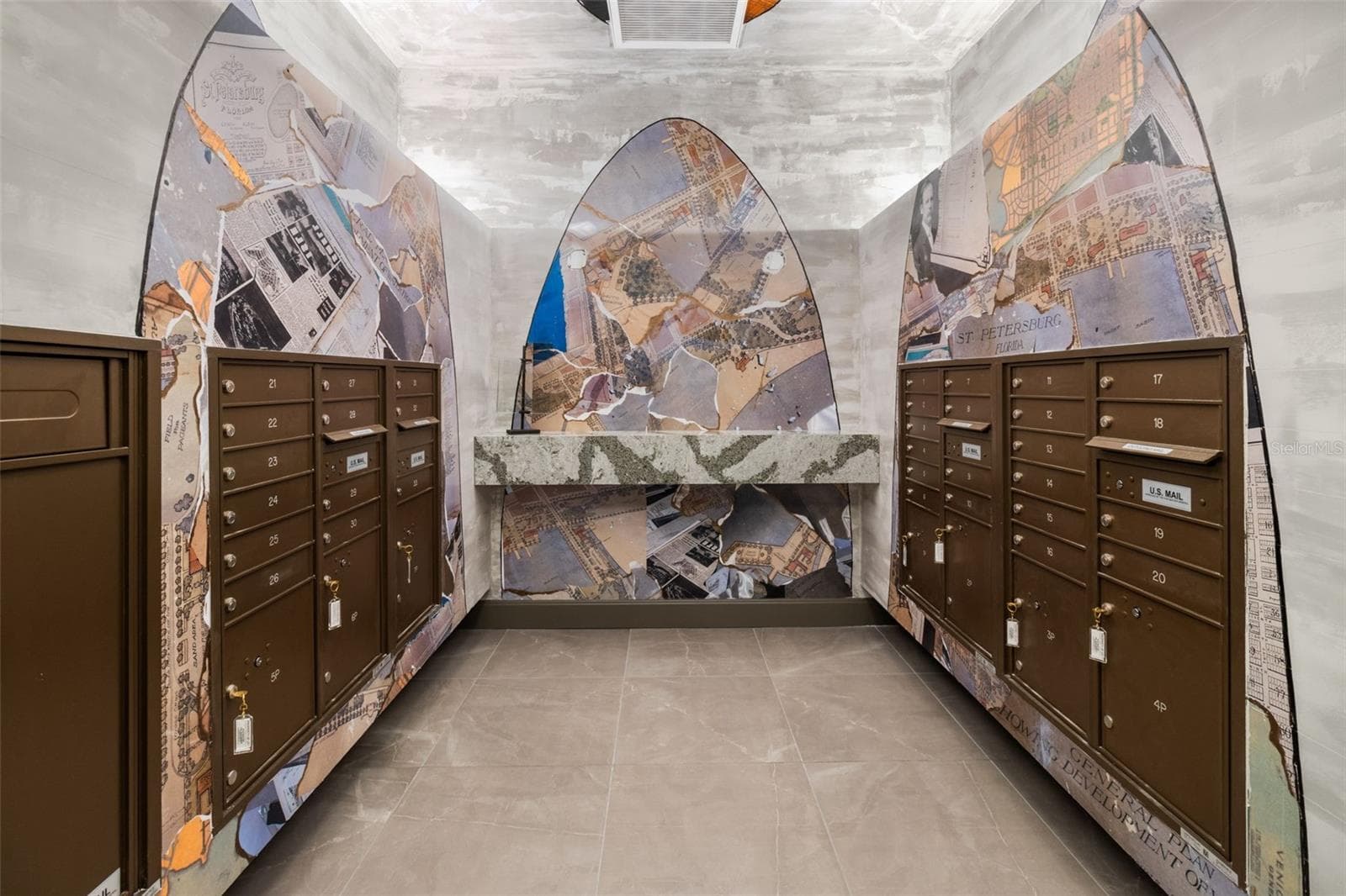 The Nolen Mail Room - 126 4TH AVE NE #601, ST PETERSBURG