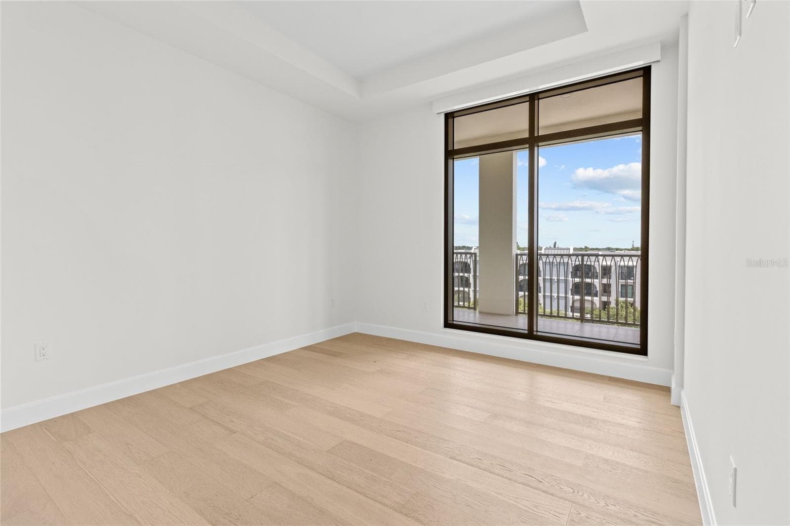 Guest Room 1 - 126 4TH AVE NE #601, ST PETERSBURG