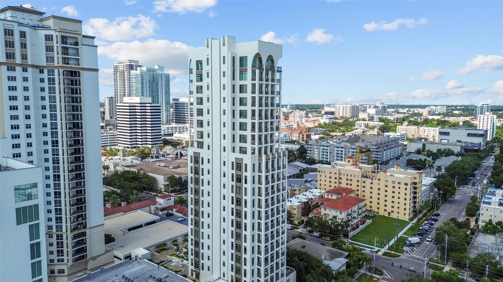 Condominium at 126 4TH AVE NE #601, ST PETERSBURG, photo 59 of 69