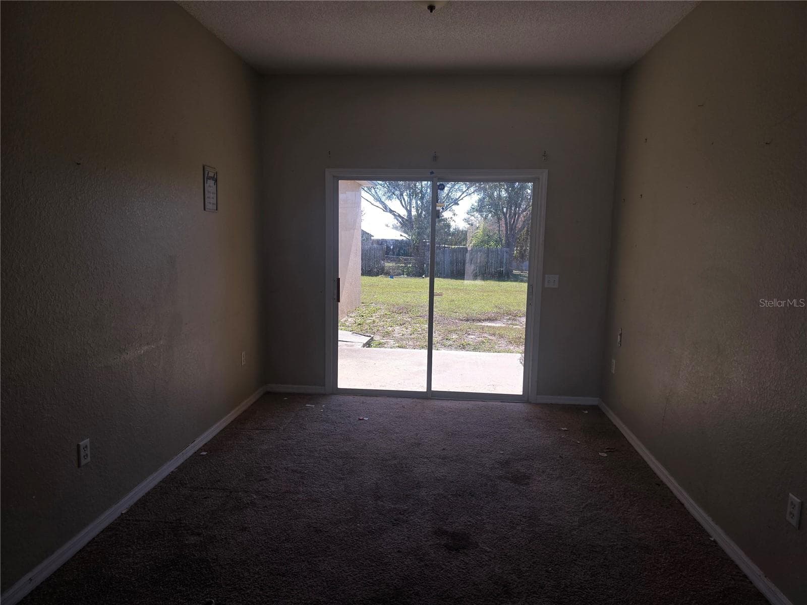 Single Family Residence at 4049 BYRDS CROSSING DR, LAKELAND, photo 2 of 10
