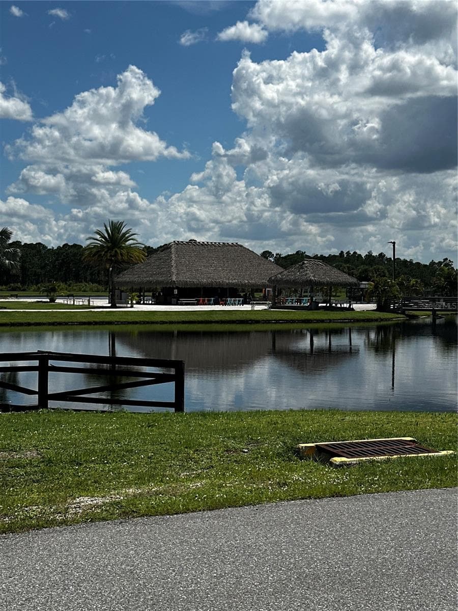 Tiki Bar - 16950 CR 630 #123, LAKE WALES