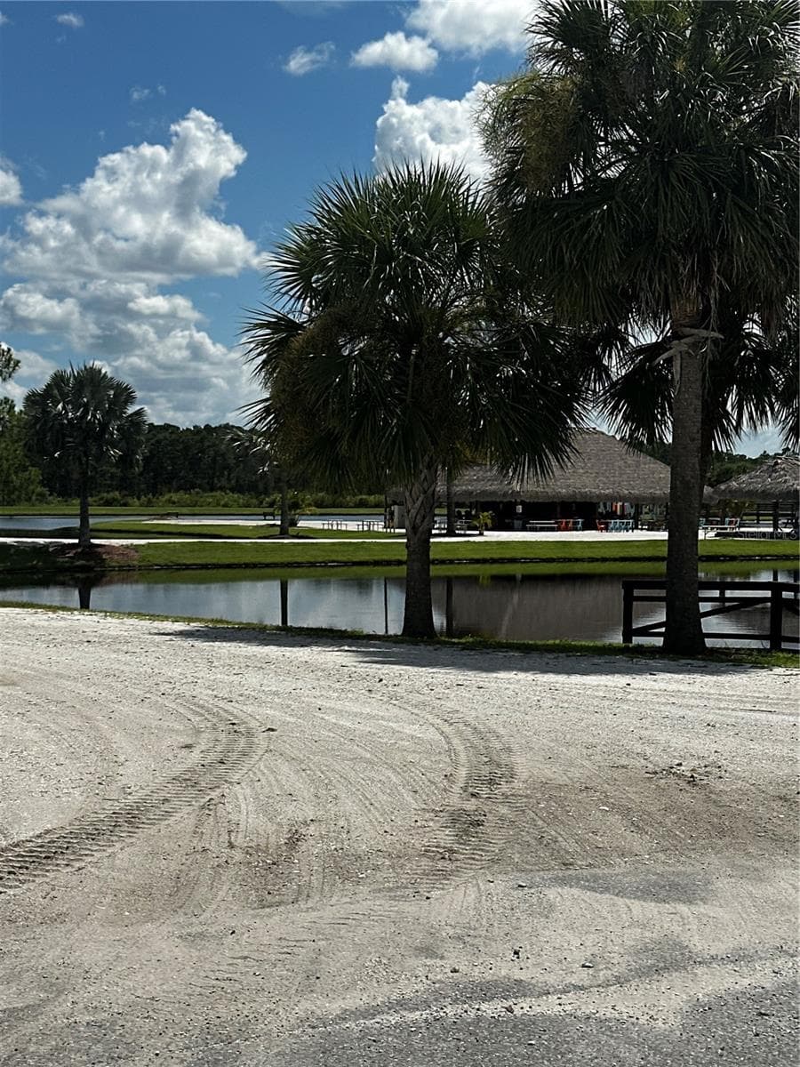 Tiki Bar - 16950 CR 630 #123, LAKE WALES