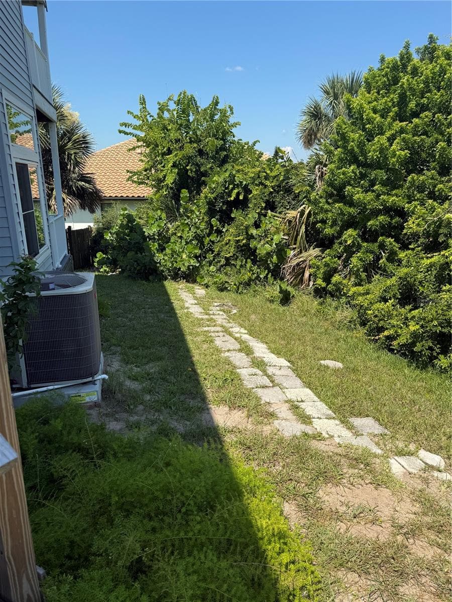 Townhouse at 3501 S CENTRAL AVE, FLAGLER BEACH, photo 10 of 61