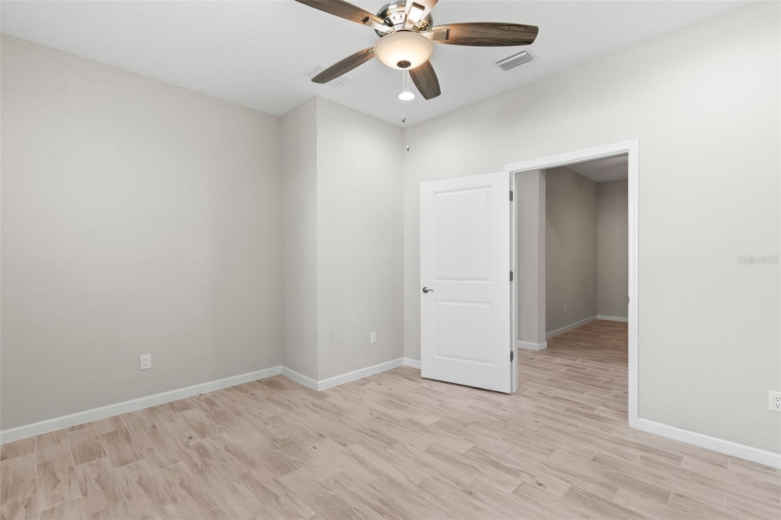 Single Family Residence at 586 LOST SHAKER WAY, DAYTONA BEACH, photo 21 of 59