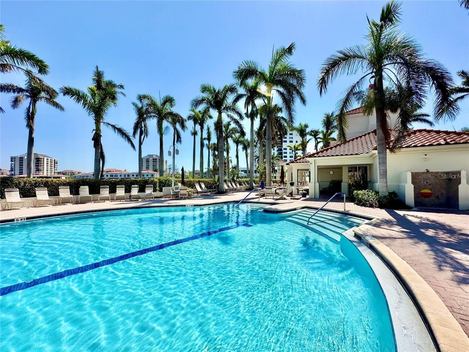 Condominium at 6105 BAHIA DEL MAR CIR #682, ST PETERSBURG, photo 28 of 35