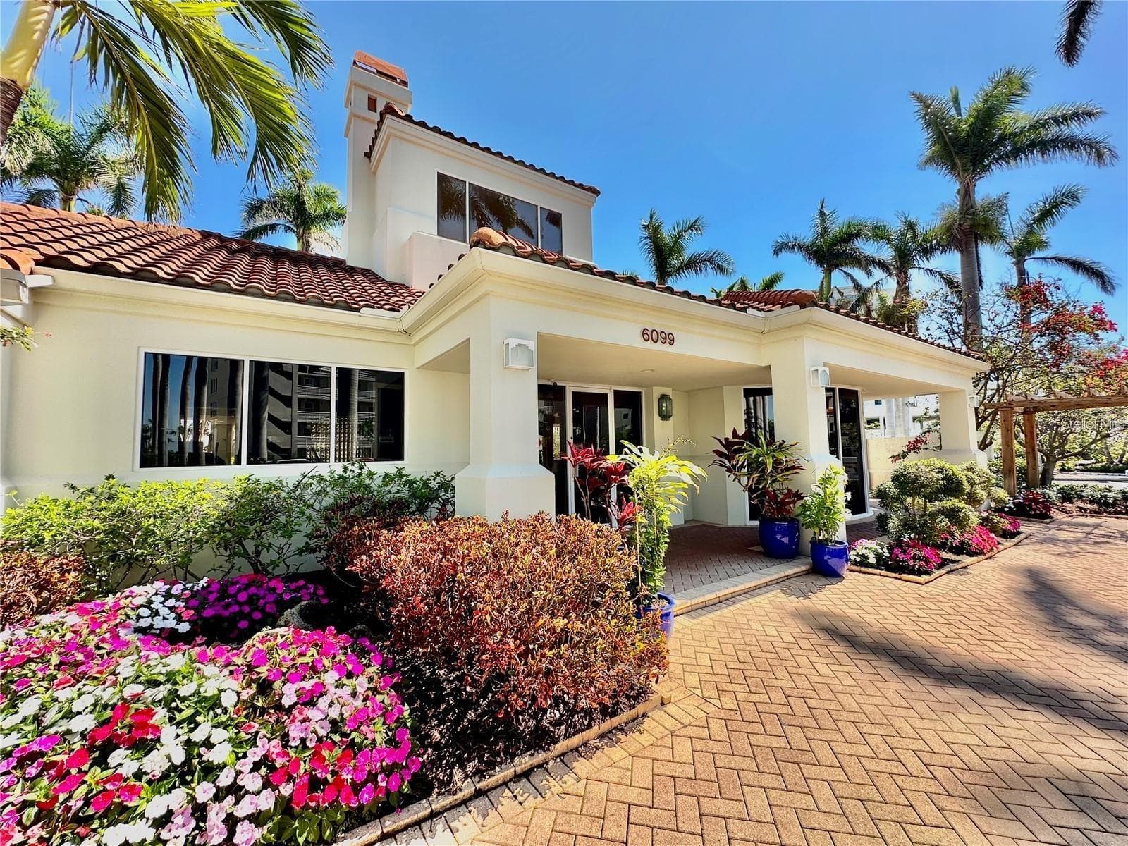 Condominium at 6105 BAHIA DEL MAR CIR #682, ST PETERSBURG, photo 30 of 35