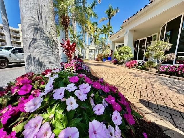 Condominium at 6105 BAHIA DEL MAR CIR #682, ST PETERSBURG, photo 31 of 35