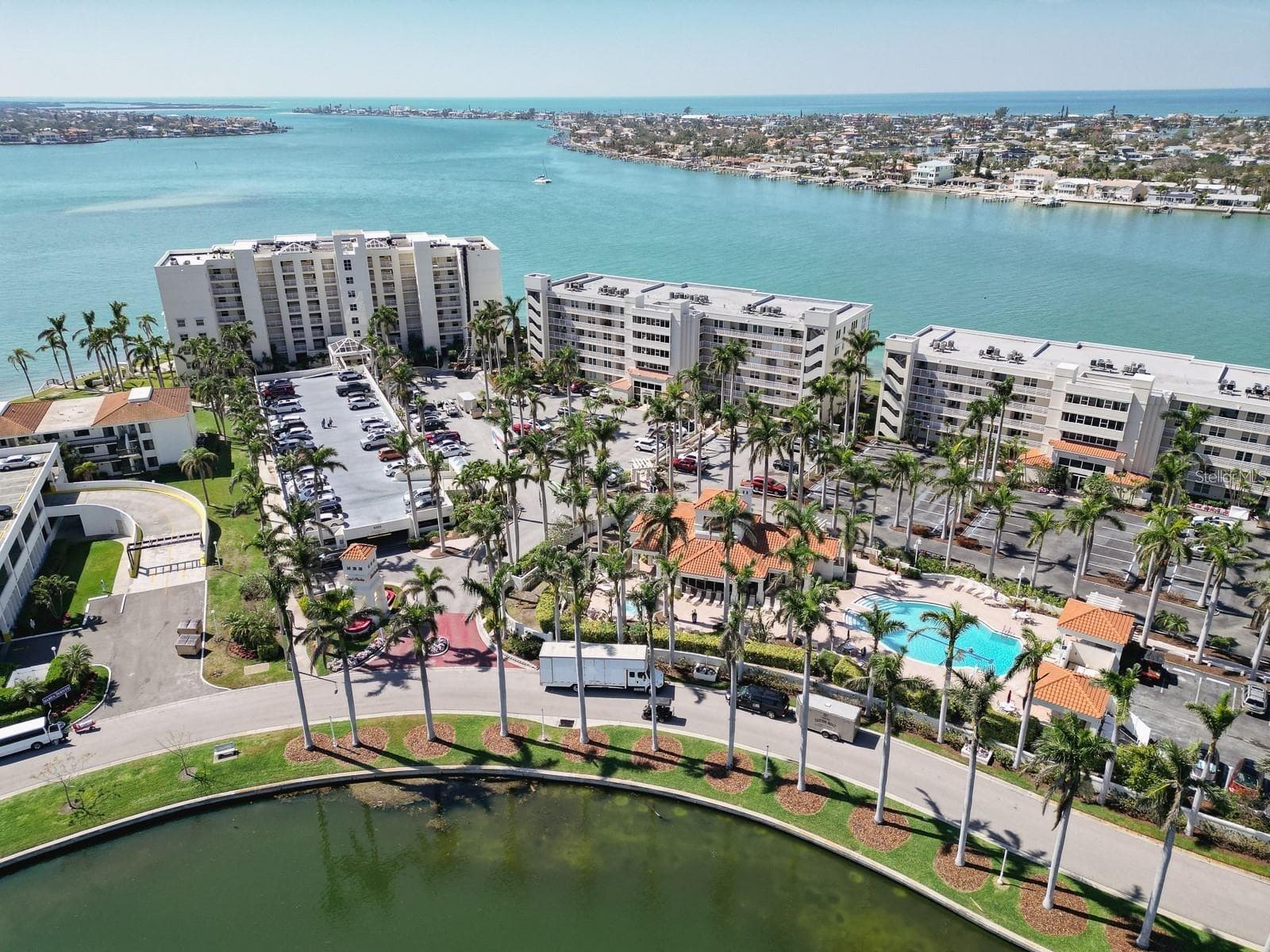 Condominium at 6105 BAHIA DEL MAR CIR #682, ST PETERSBURG, photo 33 of 35