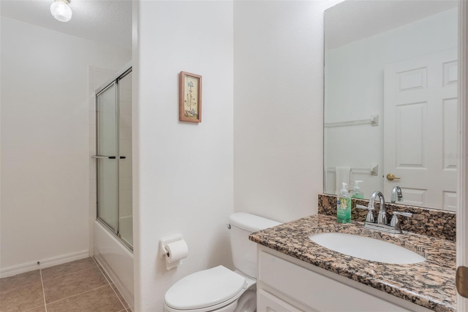 Hall Bath - 5389 WATERVISTA DR, ORLANDO