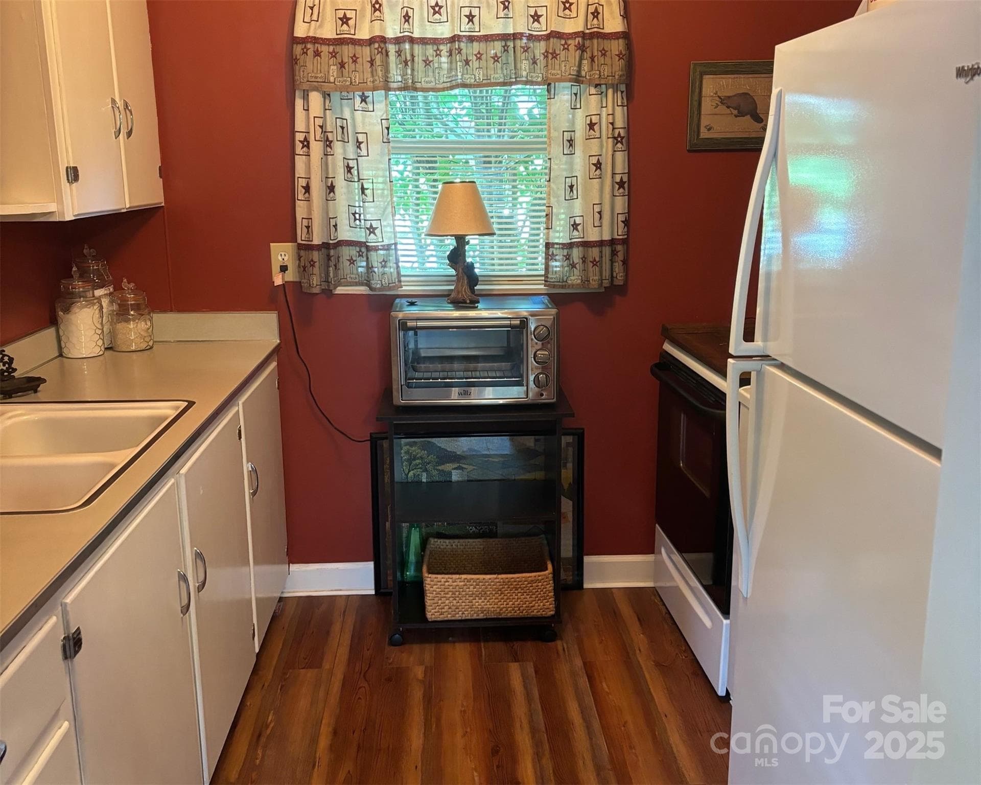 Single Family Residence at Maggie Valley, photo 2 of 12