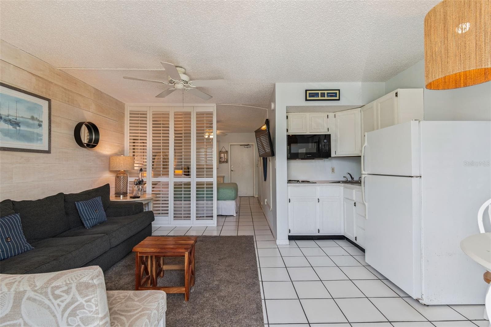 Condominium at 800 BAYWAY BLVD #17, CLEARWATER BEACH, photo 13 of 50