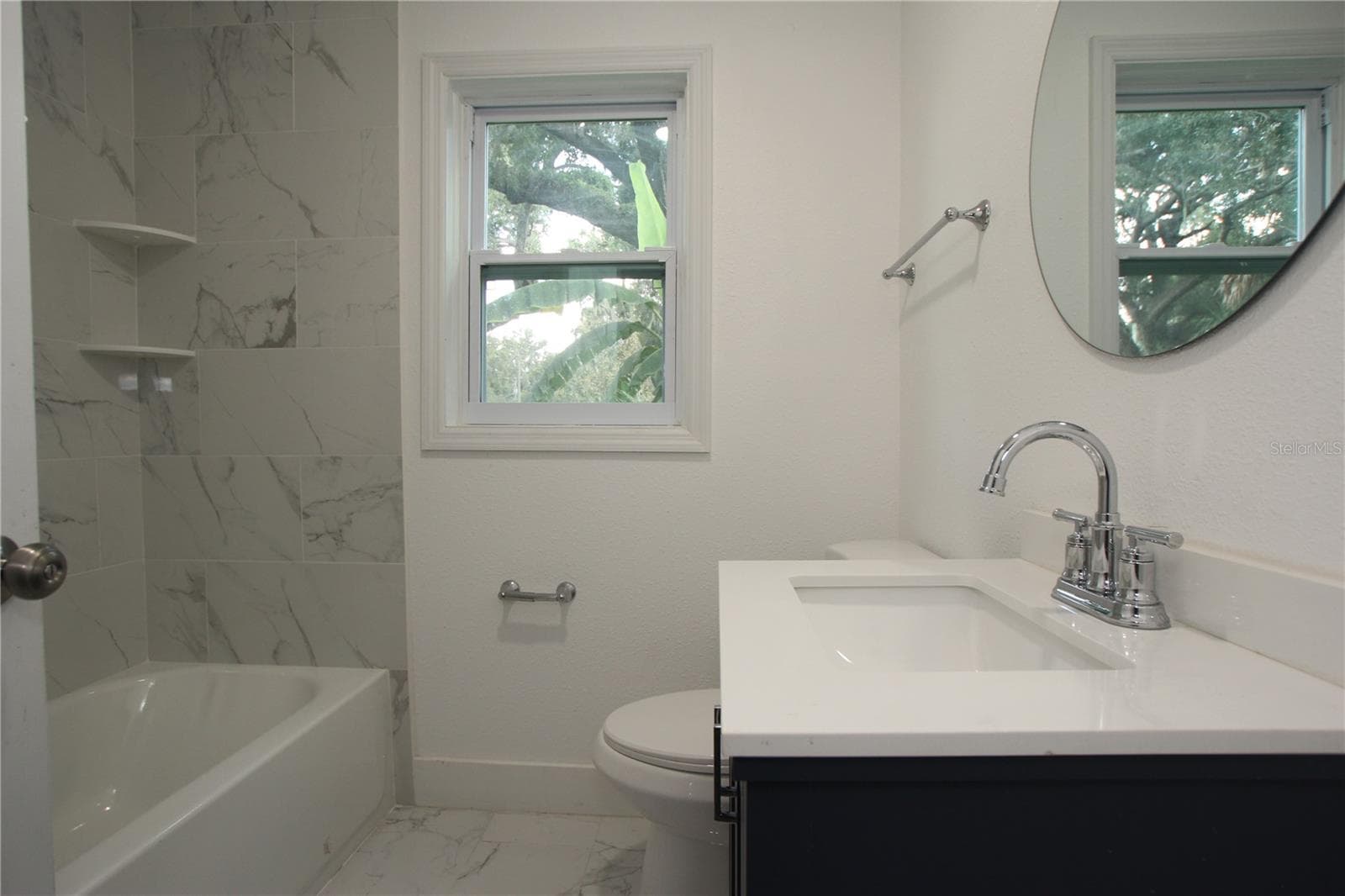 Bathroom 2 - 4925 MAGNOLIA AVE, MULBERRY