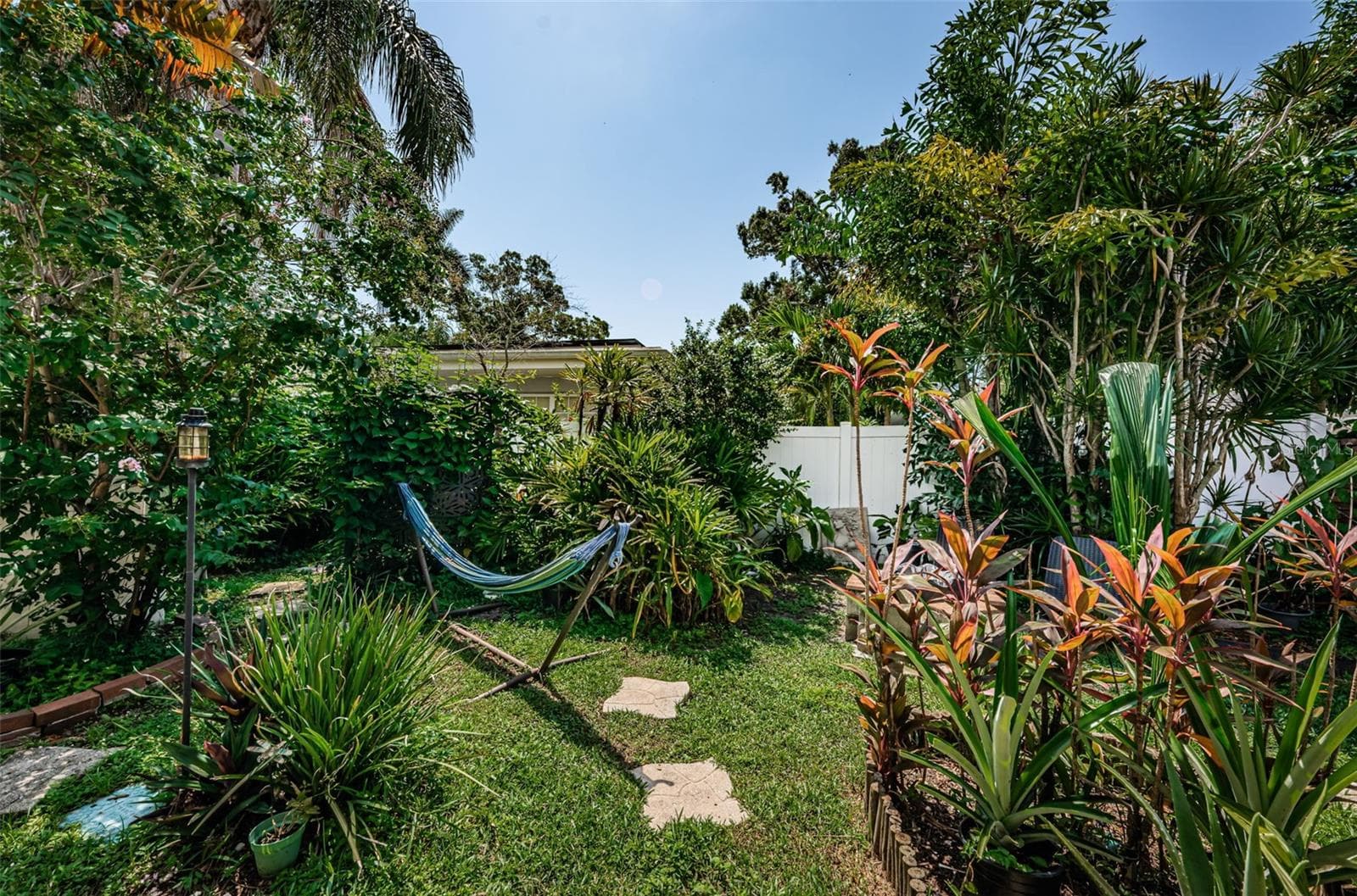 Single Family Residence at 3730 FOSTER HILL DR N, ST PETERSBURG, photo 56 of 62